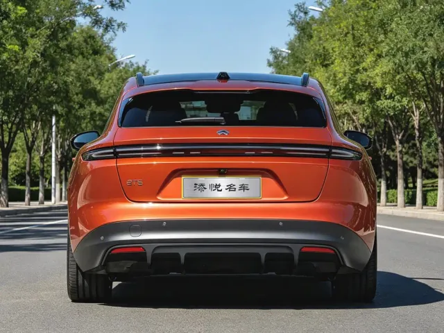 Nio ET5 Touring — Фото автомобиля 4