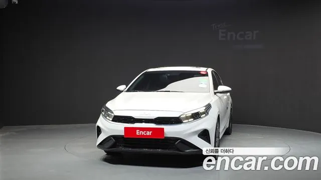 Kia K3 — Фото автомобиля 3