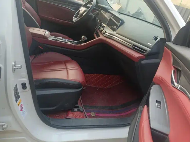 Changan CS75 Plus — Фото автомобиля 8