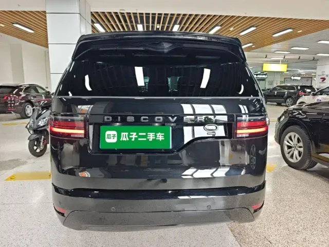 Land Rover Discovery — Фото автомобиля 3