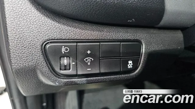 Kia Seltos — Фото автомобиля 25