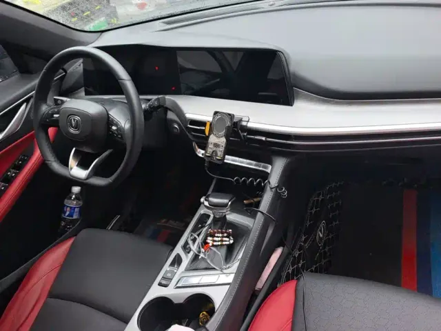 Changan CS35 Plus — Фото автомобиля 12