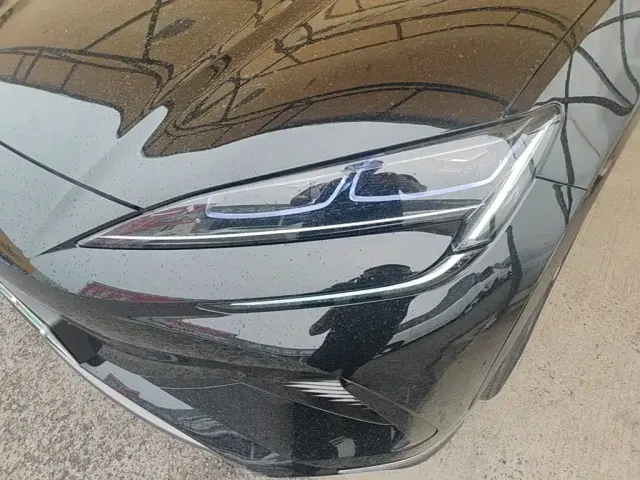 BYD Sealion 07 EV — Фото автомобиля 23