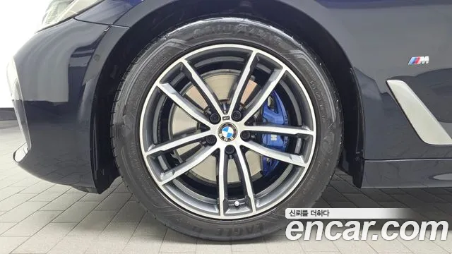 BMW 5 Series G30 — Фото автомобиля 5