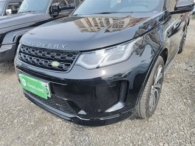 Land Rover Discovery Sport — Фото автомобиля 17