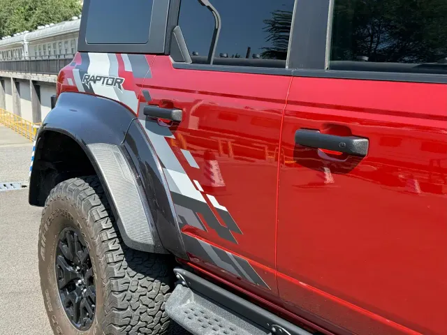 Ford Bronco — Фото автомобиля 17