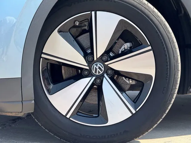Volkswagen ID.4 X — Фото автомобиля 15