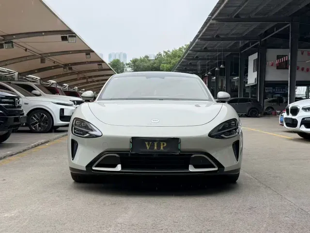Xiaomi SU7 — Фото автомобиля 2