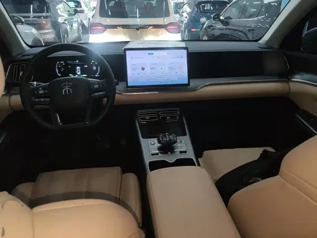 BYD Song Pro — Фото автомобиля 9