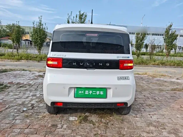 Wuling Hongguang Mini EV — Фото автомобиля 5