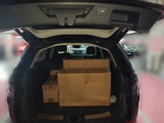Land Rover Discovery Sport — Фото автомобиля 20