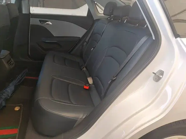 Chevrolet Monza — Фото автомобиля 16