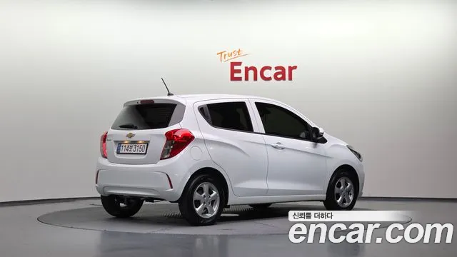 Chevrolet Spark — Фото автомобиля 2