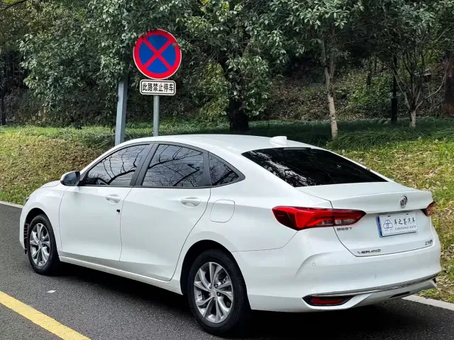 Buick Verano — Фото автомобиля 3