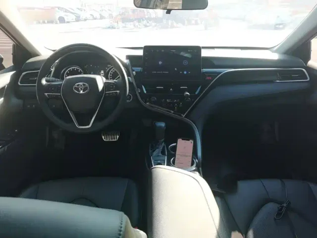 Toyota Camry — Фото автомобиля 9