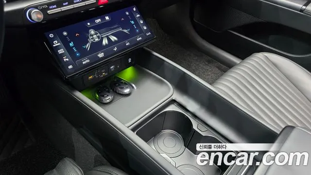 Hyundai Grandeur GN7 — Фото автомобиля 18