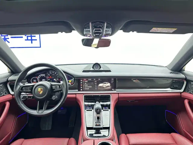 Porsche Panamera — Фото автомобиля 13