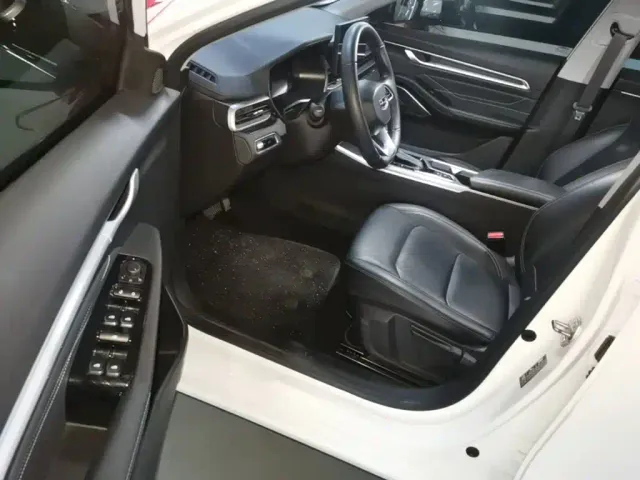 Geely Emgrand — Фото автомобиля 14