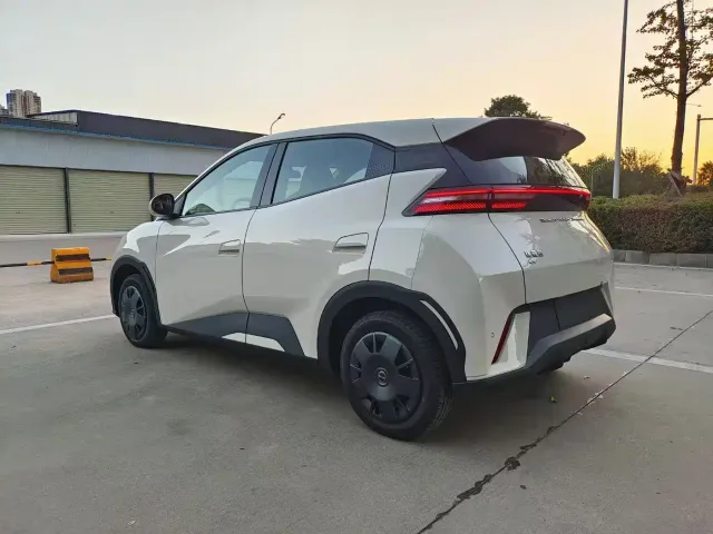 BYD Seagull — Фото автомобиля 9