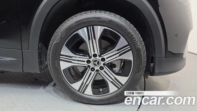 Mercedes-Benz EQB X243 — Фото автомобиля 5