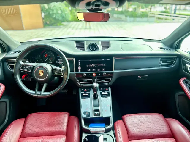 Porsche Macan — Фото автомобиля 8