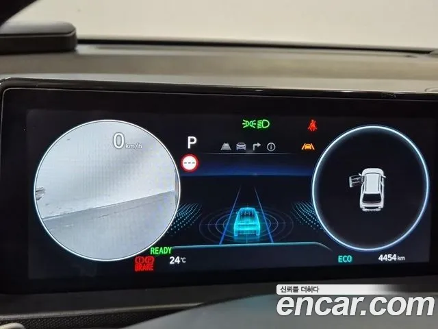 Hyundai Casper Electric — Фото автомобиля 6