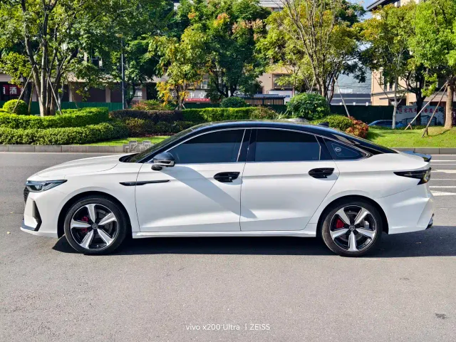 Chery Arrizo 8 — Фото автомобиля 11