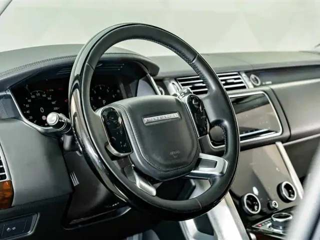 Land Rover Range Rover — Фото автомобиля 12