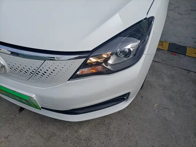 Dongfeng Fengshen E70 — Фото автомобиля 16