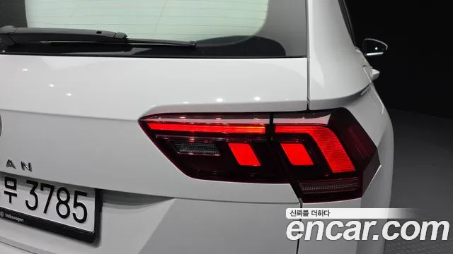 Volkswagen Tiguan — Фото автомобиля 8