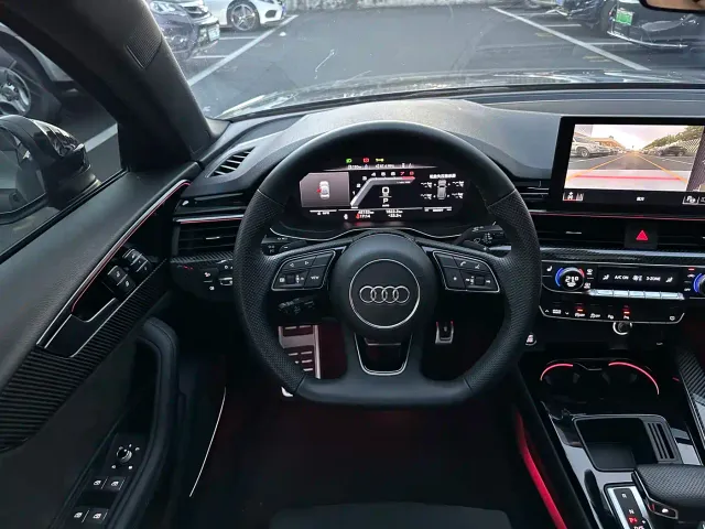Audi A4L — Фото автомобиля 24
