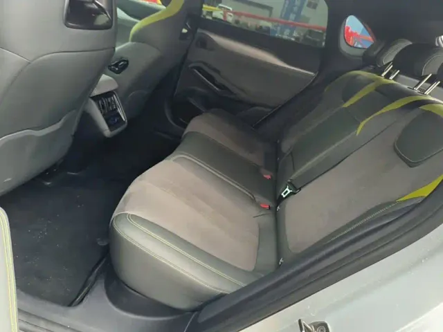 BYD Song L EV — Фото автомобиля 16
