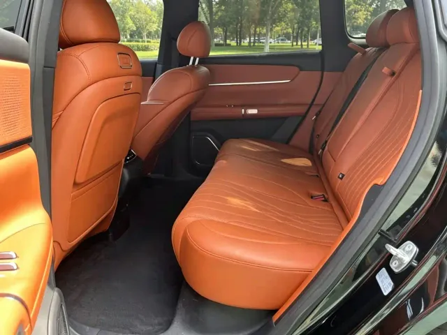 Changan Qiyuan Q07 — Фото автомобиля 10