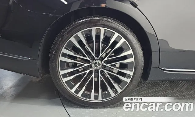 Mercedes-Benz S-Class W223 — Фото автомобиля 5