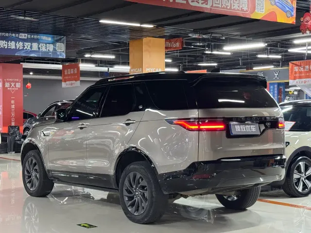 Land Rover Discovery — Фото автомобиля 8