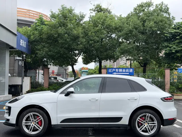 Porsche Macan — Фото автомобиля 8