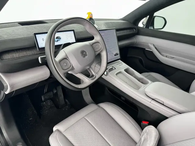 Nio EC6 — Фото автомобиля 5