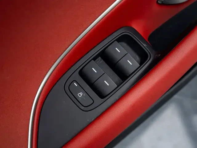 Xiaomi SU7 — Фото автомобиля 20