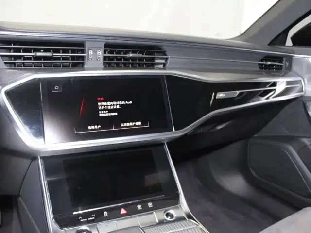 Audi A6L — Фото автомобиля 13