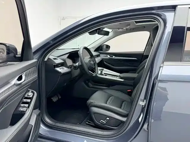 Geely Xingrui — Фото автомобиля 13