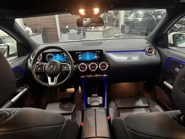 Mercedes-Benz GLA-Class — Фото автомобиля 15