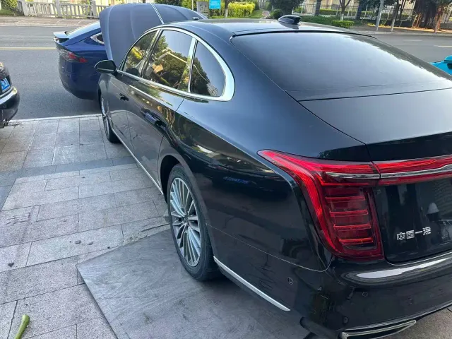 Hongqi H9 — Фото автомобиля 9