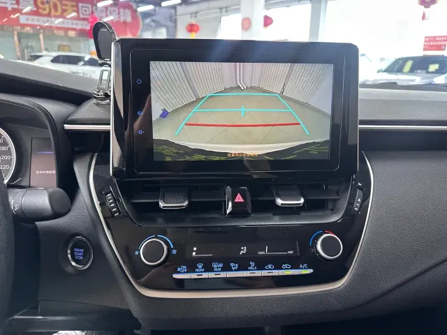 Toyota Corolla — Фото автомобиля 11
