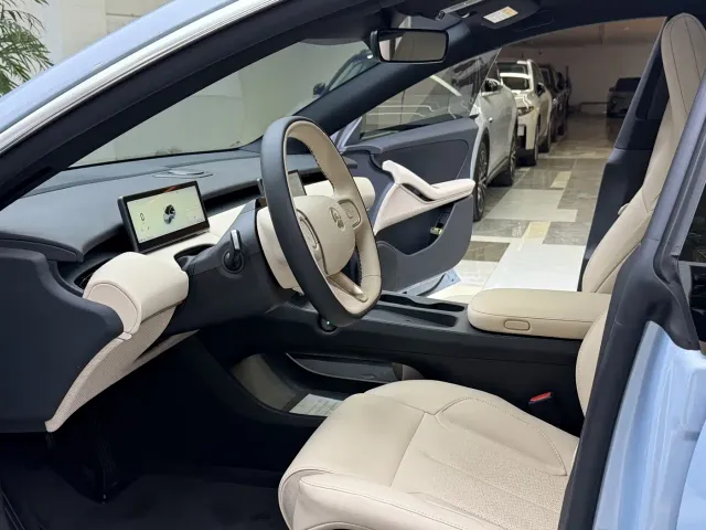 Nio ET5 Touring — Фото автомобиля 4
