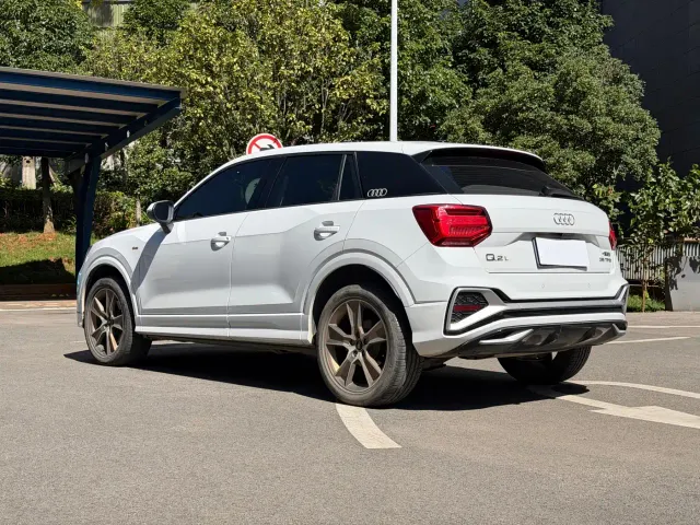 Audi Q2L — Фото автомобиля 7