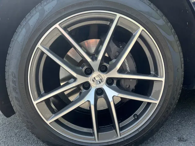 Porsche Macan — Фото автомобиля 12