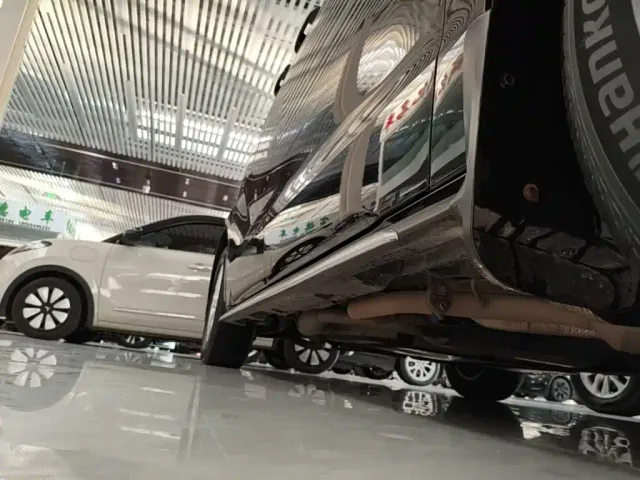 Toyota Granvia — Фото автомобиля 20