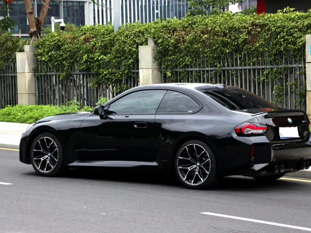 BMW M2 — Фото автомобиля 9
