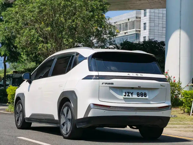 GAC Aion Y — Фото автомобиля 4