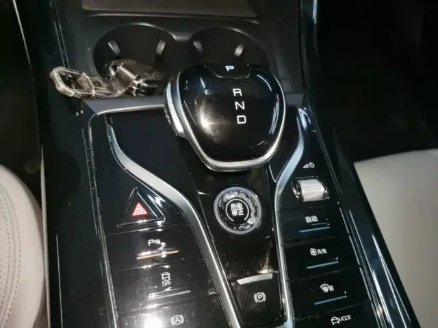 BYD Qin PLUS — Фото автомобиля 13